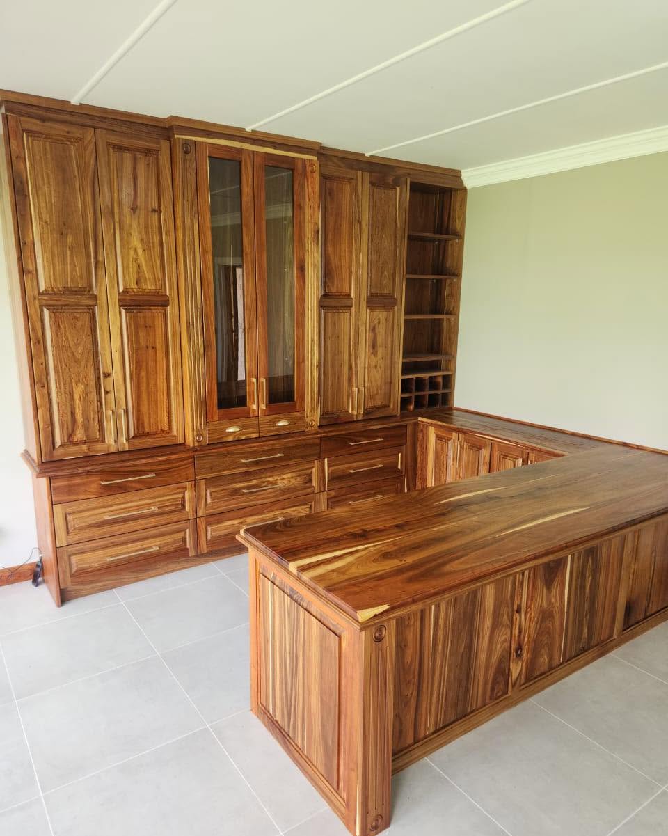 Solid kiaat U-shaped office with bookcase and timber countertop